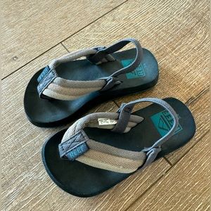 Toddler reef sandals